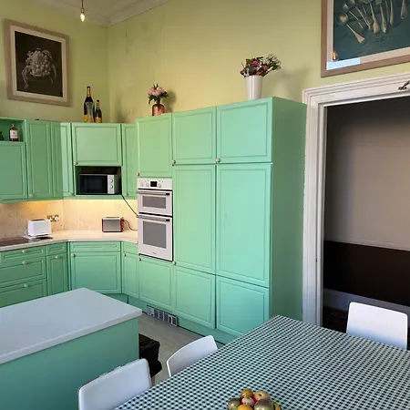 2 Chester St Holiday home *