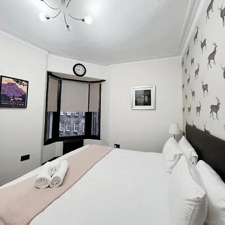 Leith Apartman *