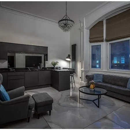 Royal Mile 2bedroom Apartment *