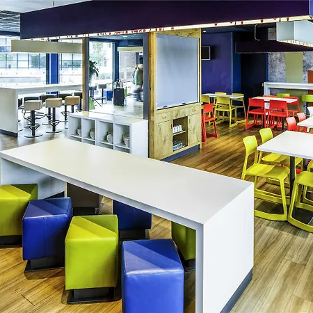 Hotel Ibis Budget Park 3*