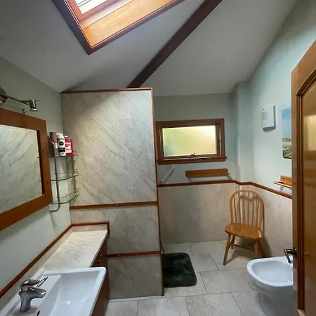 Bright, Spacious House * Edimburgo