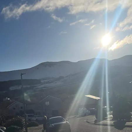 Bright, Spacious House *