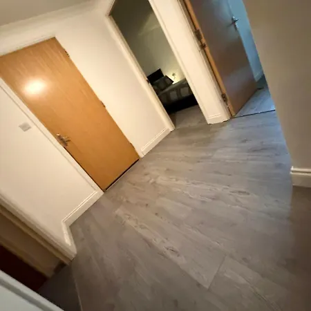 Flat On Lochend Edinburgh