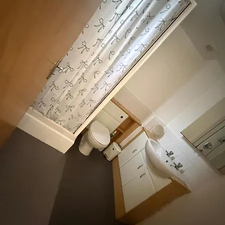 Flat On Lochend Διαμέρισμα