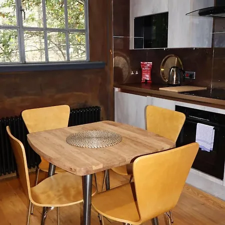 Stockbridge 1br With Parking Apartman Edinburgh