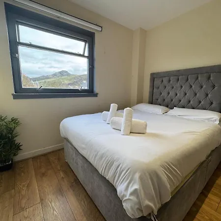 Apartment Abbey's House 10 Guests 7 Beds 1' Walk Royal Mile Edinburgh