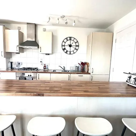 Castle View Free Parking 3bed Waterfront 公寓