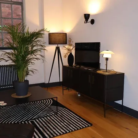 Apartament Stockbridge 1br With Parking