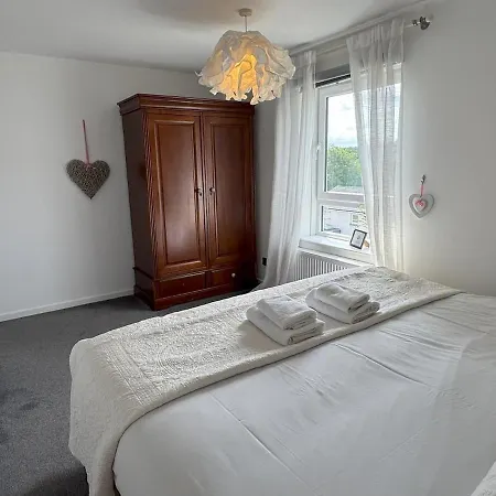 City-centre - Holyrood *