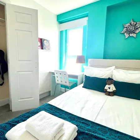 Castle View Free Parking 3bed Waterfront 公寓 *