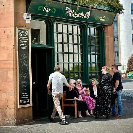 Leith Hospital - A Boutique Family Let In Leith * Edimburgo