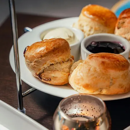 Hotel The Glasshouse, Autograph Collection 5*