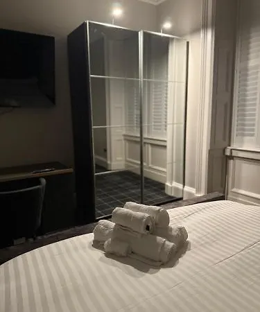 Kingsley 3* Эдинбург