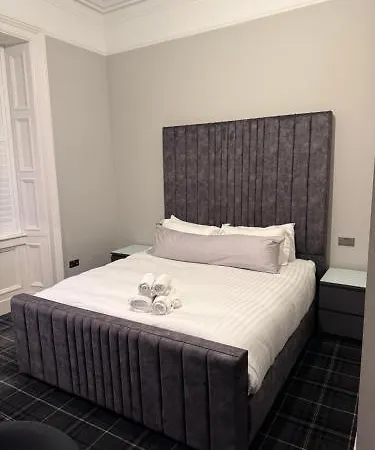 Kingsley Гостевой дом 3*