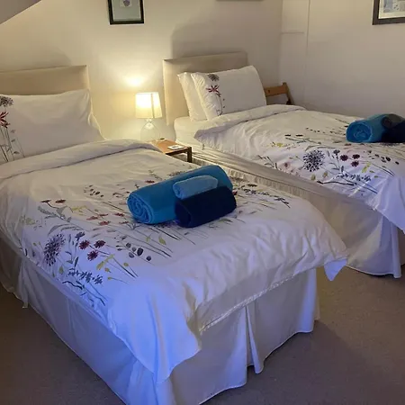 Midkinleith Farm * Edinburg