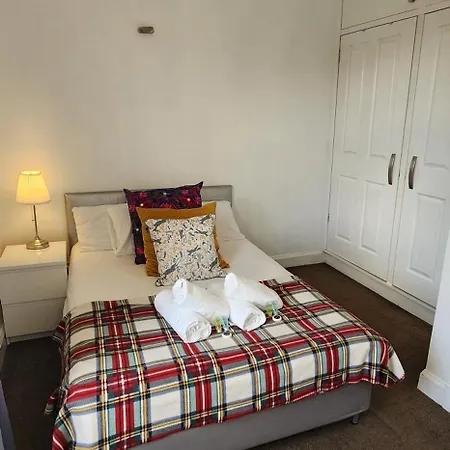 Modern Broughton - Walk To New Town, Centre And St Quarter Apartment Edinburgh