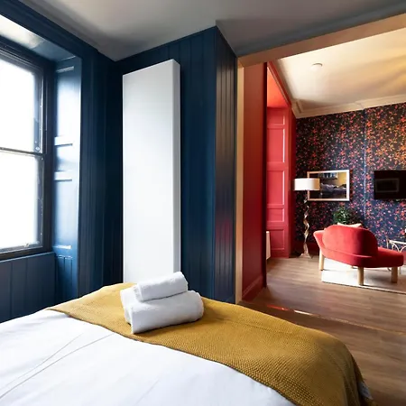 Apartahotel 30 Castle Street 3*