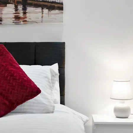 Lovely Εδιμβούργο