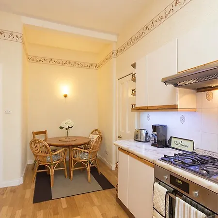 Hillside Apartment Edinburgh