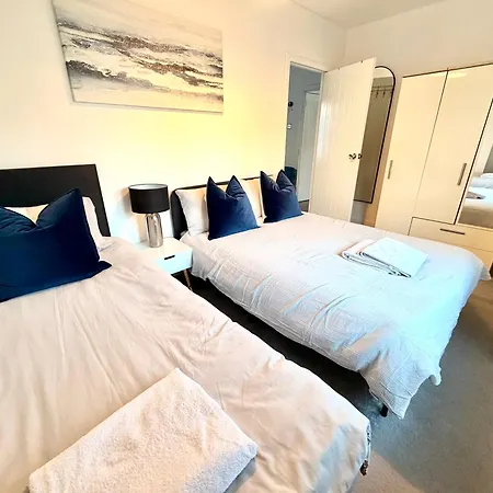 度假居 South Gyle House - Superfast Wifi And Free Parking - 7 Minutes From Airport 爱丁堡