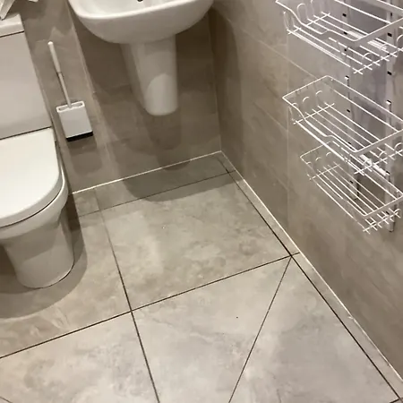 Ground Floor Shared With Host Privat bolig