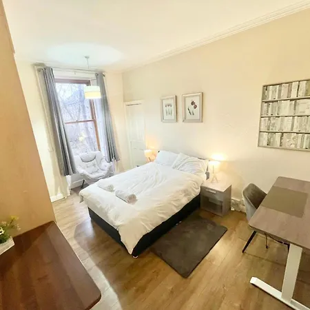 Newingtons Georgian - Fast Wifi - Apartament