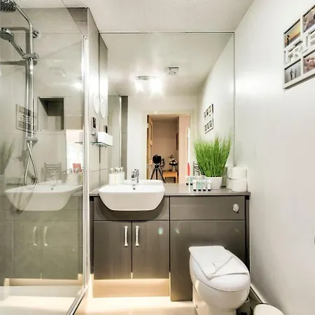 Bright & Modern Flat Apartmán