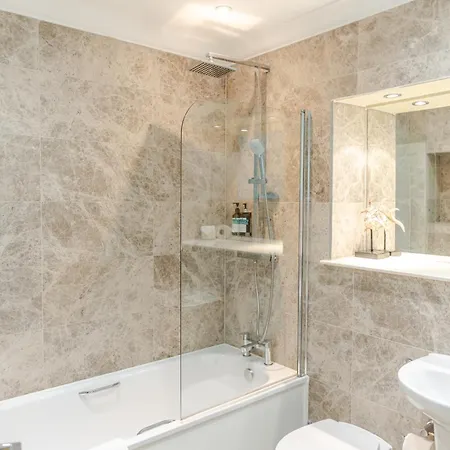 Joivy Royal Mile Apartments * Edimburgo