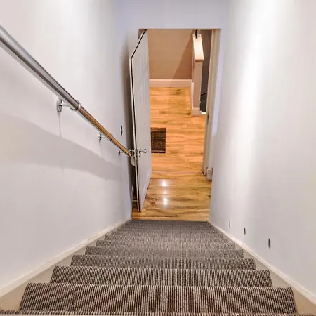 The Old School In Dean Village إدنبرة