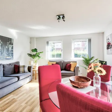 公寓 Bright & Modern Flat 爱丁堡