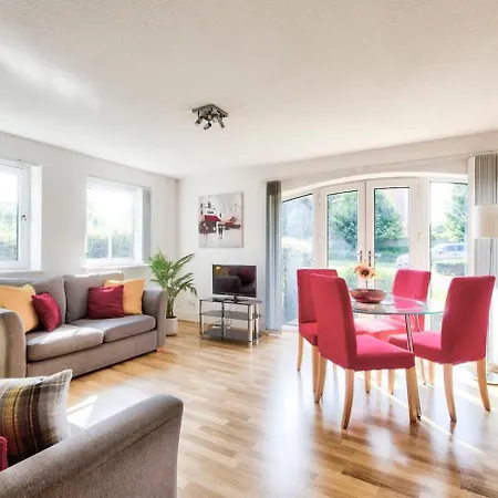 Bright & Modern Flat Lejlighed *