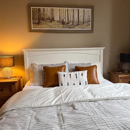 Murrayfield Spacious 2-bedroom *