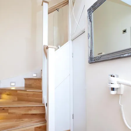 דירה Luxurious Townhouse With Hot Tub