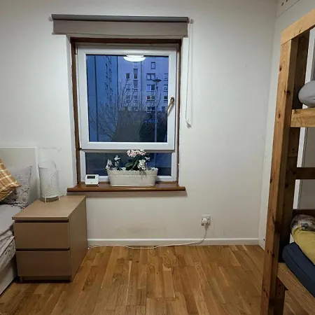 Close To Holyrood And Arthur Seat, Beautiful Scenic Views