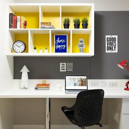 Appartement For Students Only At Sc Édimbourg