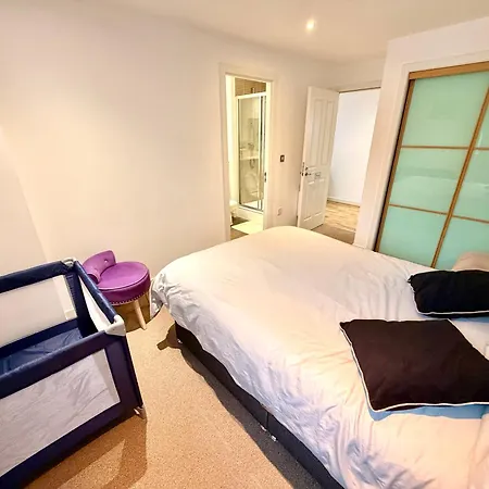 Britannia Ocean Park - Superfast Wifi And Free Parking 아파트 *