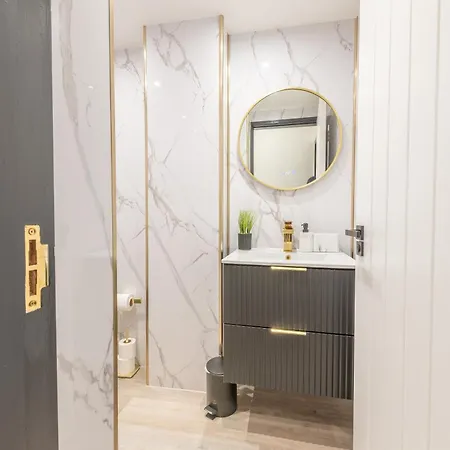 Easter Cosy 4 Bedroom - * Edinburgh