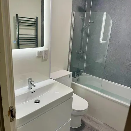 The Waverley Park Terrace * Эдинбург