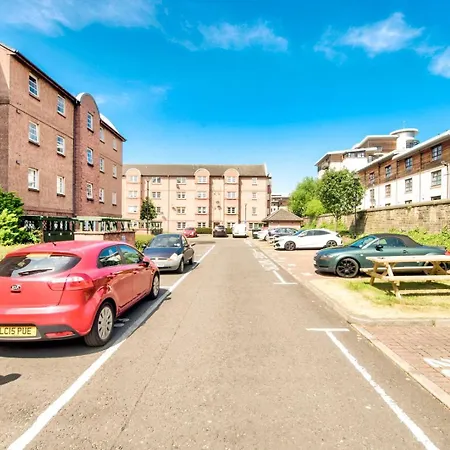 Guestready - Stylish W/ Parking Near Edimburgo