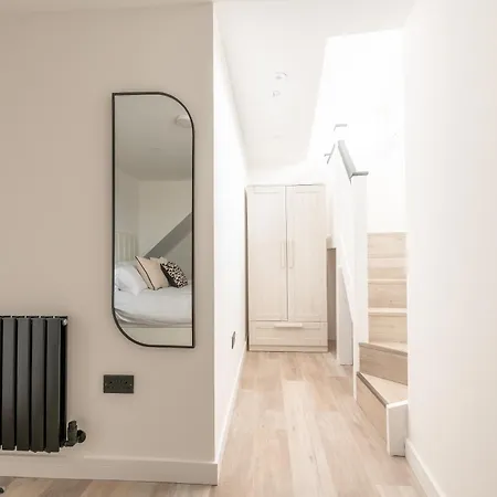 Easter Cosy 4 Bedroom - Edinburgh