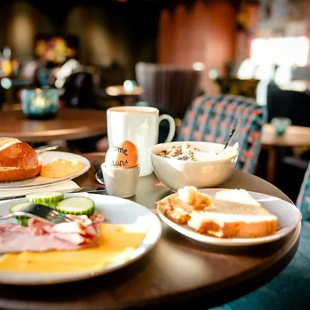 One Edinburgh-princes