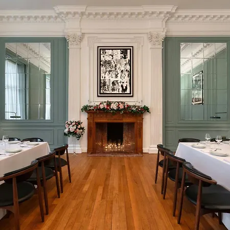 The Grand, A Luxury Collection Hotel, 公寓式酒店