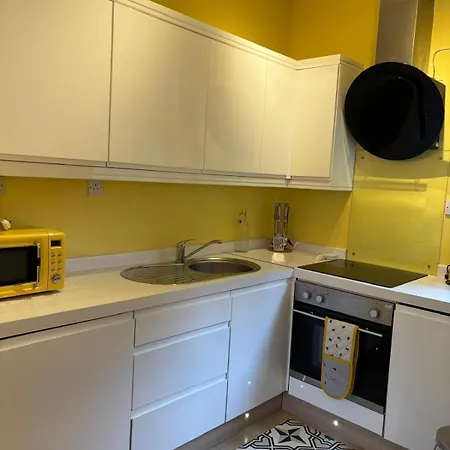 The Cosy Courtyard Daire *