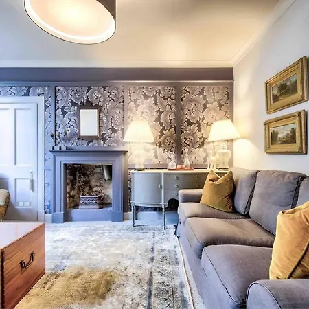 Daire Hamilton Place - Beautiful And With Private Entrance Sleeps 4 Edinburgh