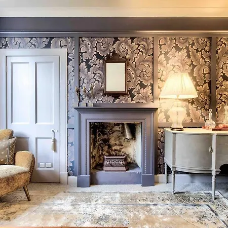 Hamilton Place - Beautiful And With Private Entrance Sleeps 4 * إدنبرة