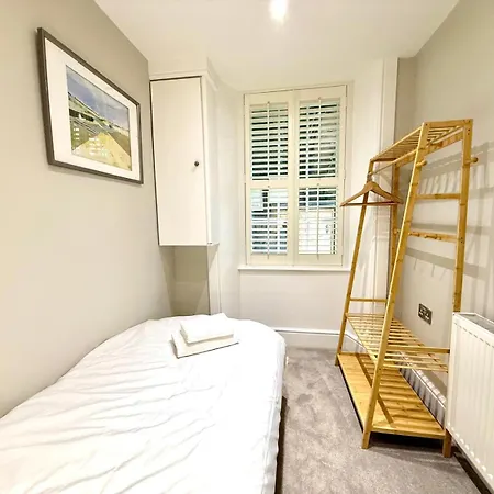 Ultra Modern, Stylish Next To Princes St Апартаменты Эдинбург