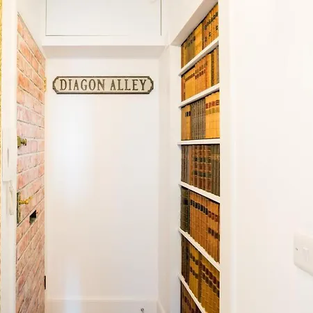West Bow - Magical Harry Potter-inspired Flat Near Castle דירה אדינבורו