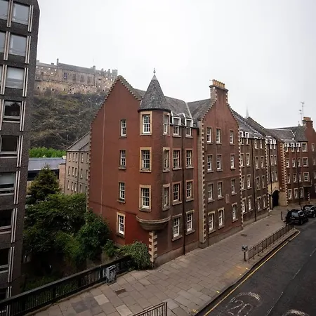 West Port - 2br In The Heart Of The Old Town Just Off The Grassmarket Apartman Edinburgh