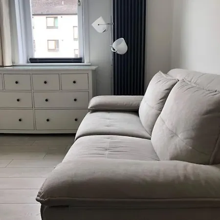 Beautiful Scandi-inspired One Bed In Stockbridge شقة *