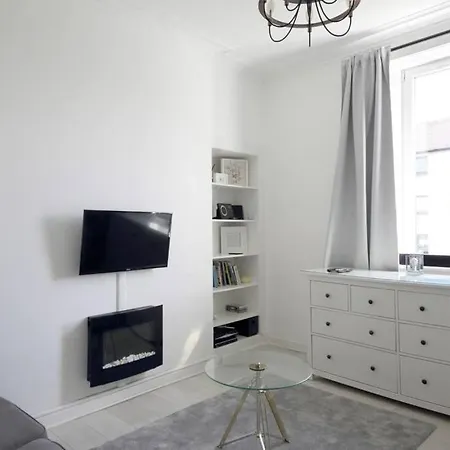 Beautiful Scandi-inspired One Bed In Stockbridge إدنبرة